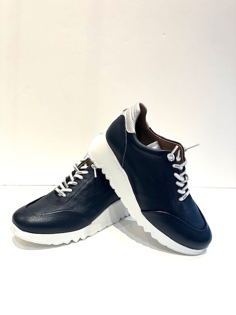 Wonders Navy Leather Trainers