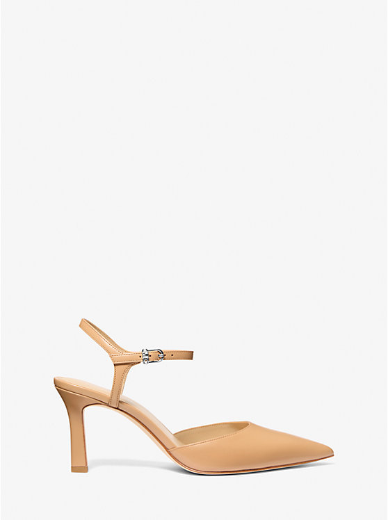 Michael Michael Kors Amara Mid Pump in Peanut