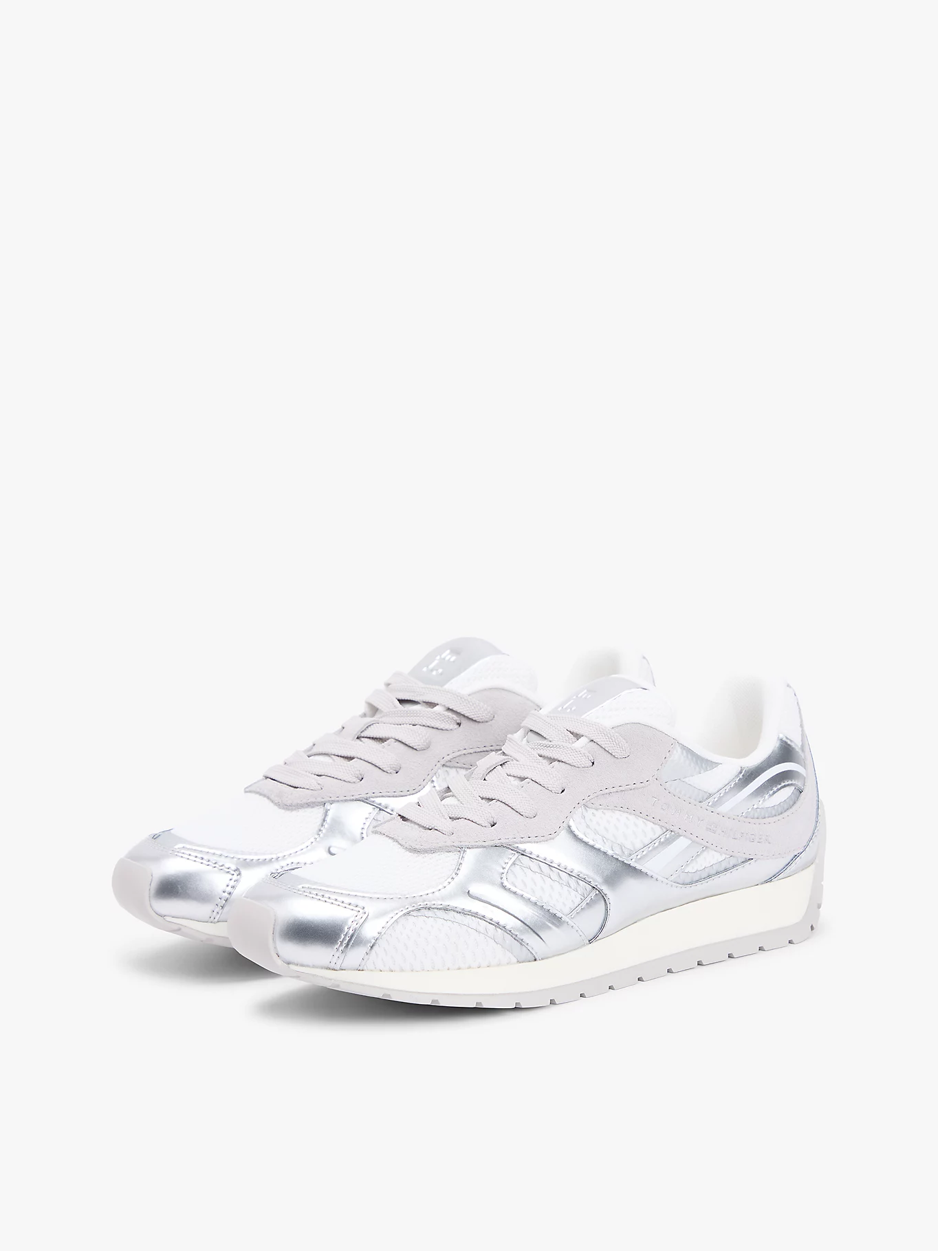 Tommy Hilfiger TH Chic Metallic Retro Runner in Silver